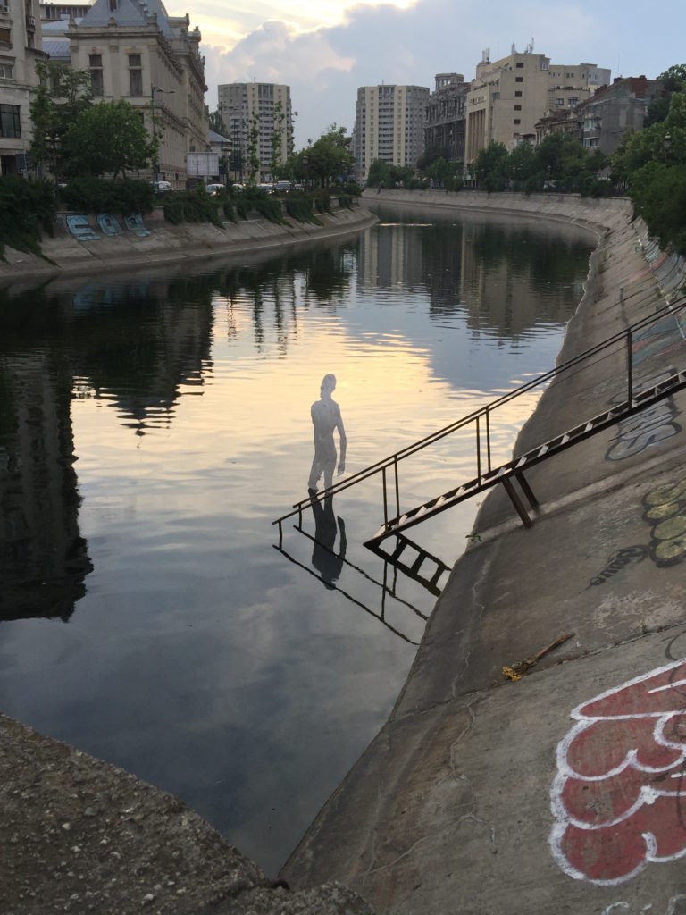 Bogdan Rata The Crossing, BB8, Romania.